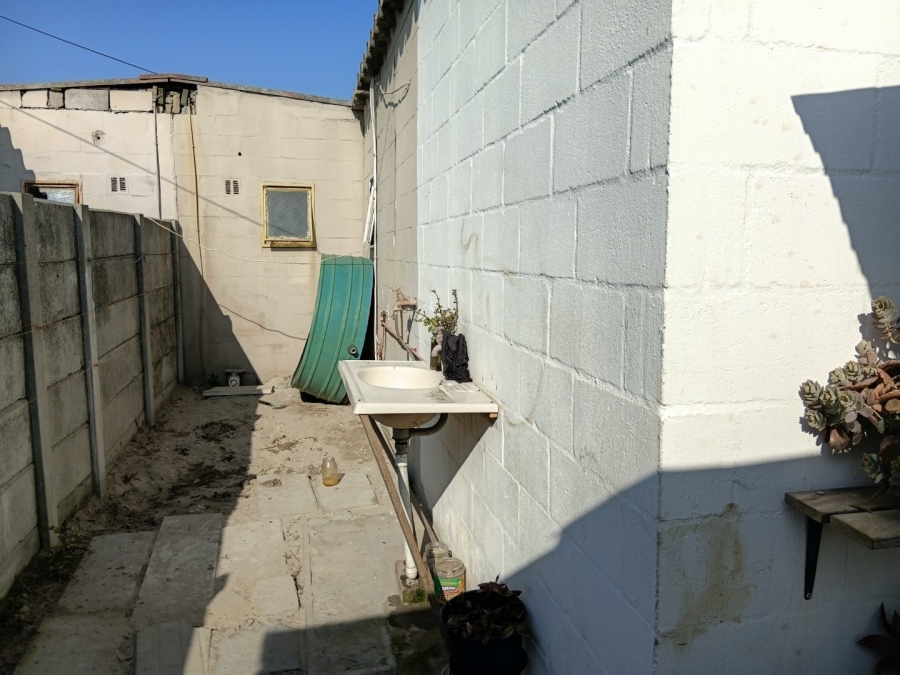 2 Bedroom Property for Sale in Wesbank Western Cape